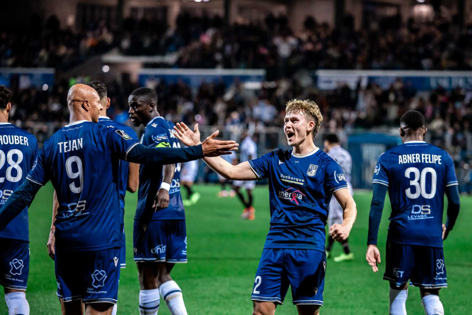 卡昂主场大胜,喜获宝贵三分 卡昂主场大胜,喜获宝贵三分