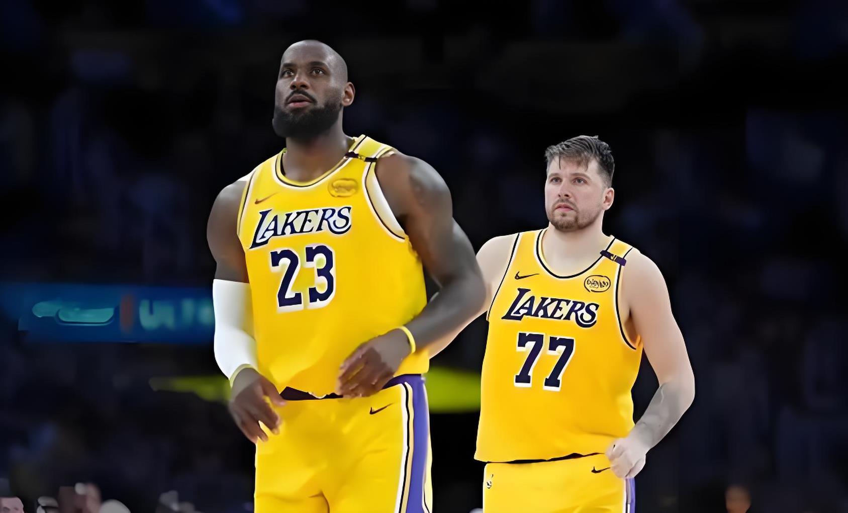 詹姆斯领军湖人展开紧张对抗 詹姆斯领军湖人展开紧张对抗