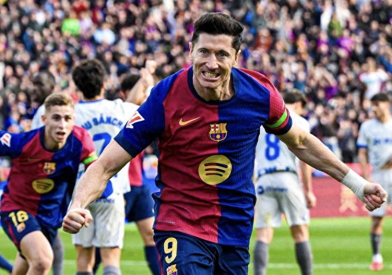 包含瓦伦西亚客场逆转,喜迎三连胜的词条 包含瓦伦西亚客场逆转,喜迎三连胜的词条