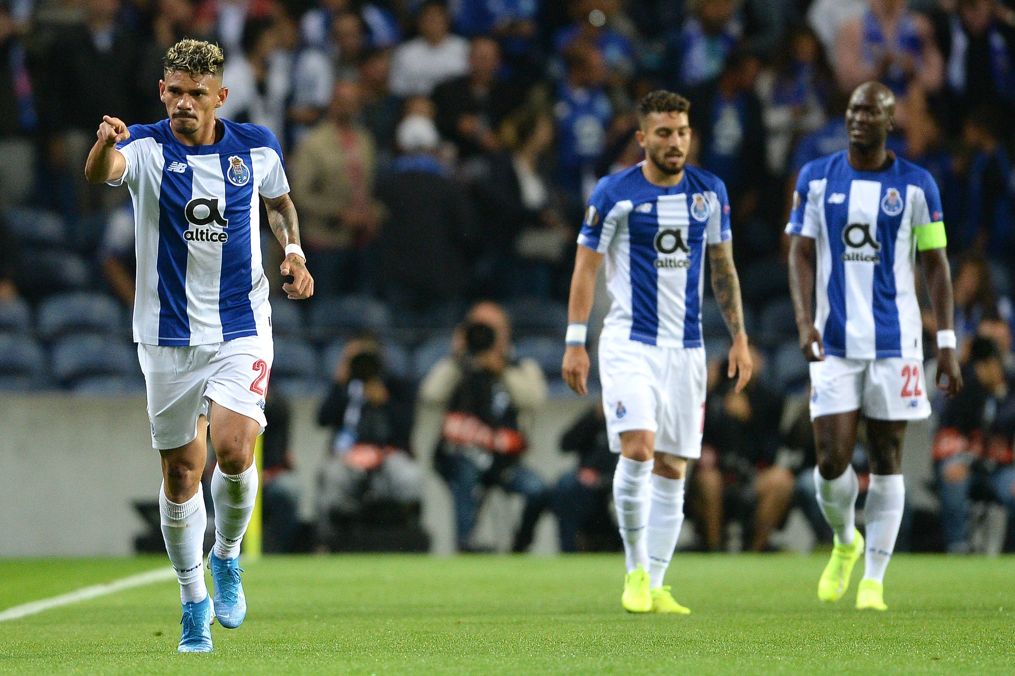 维罗纳主场惨遭逆转,球队状态下滑 维罗纳主场惨遭逆转,球队状态下滑