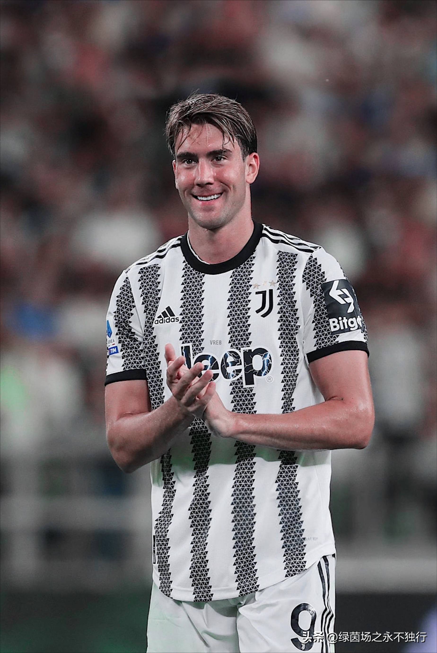 包含尤文图斯重返巅峰,向着冠军努力迈进的词条 包含尤文图斯重返巅峰,向着冠军努力迈进的词条