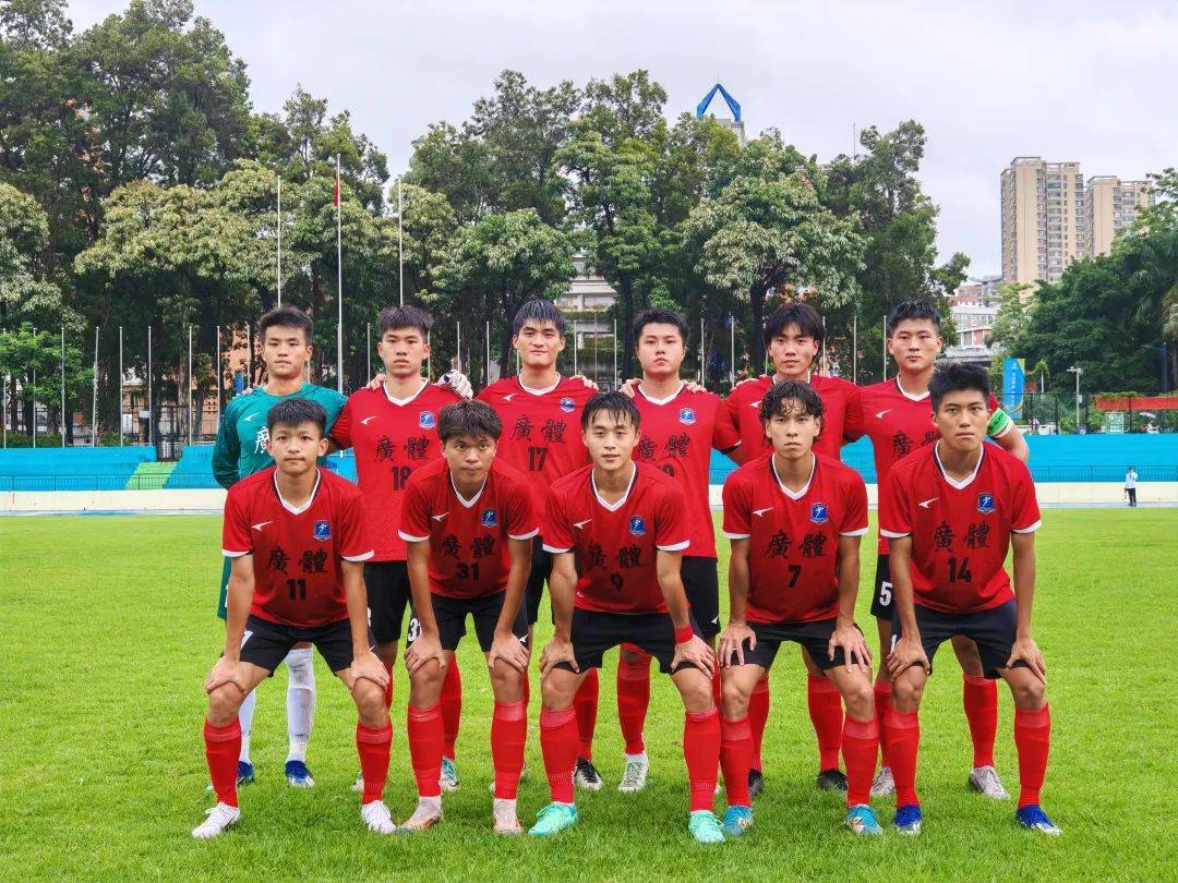 国内足球联赛冠军产生,A队称王 国内足球联赛冠军产生,A队称王