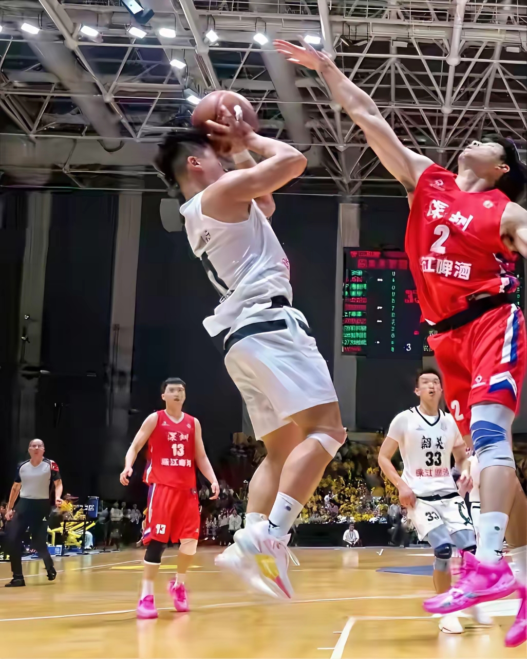 关于广东队势如破竹横扫新疆男篮,再创佳绩笑傲篮坛的信息 关于广东队势如破竹横扫新疆男篮,再创佳绩笑傲篮坛的信息