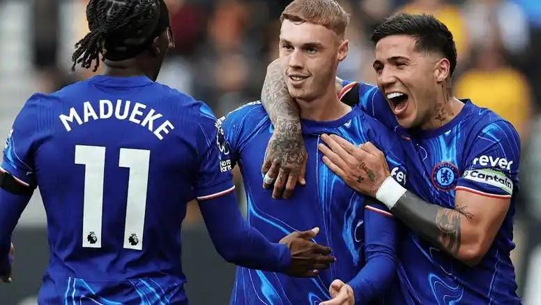 佛罗伦萨遭遇绝杀,欧战席位愈发渺茫 佛罗伦萨遭遇绝杀,欧战席位愈发渺茫